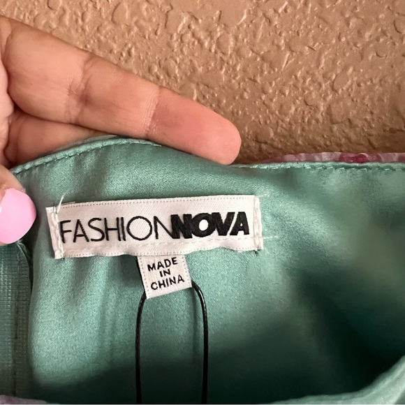 Fashion Nova Meant to Be Chiffon Mini Dress Size 3X NWT - Picture 5 of 10